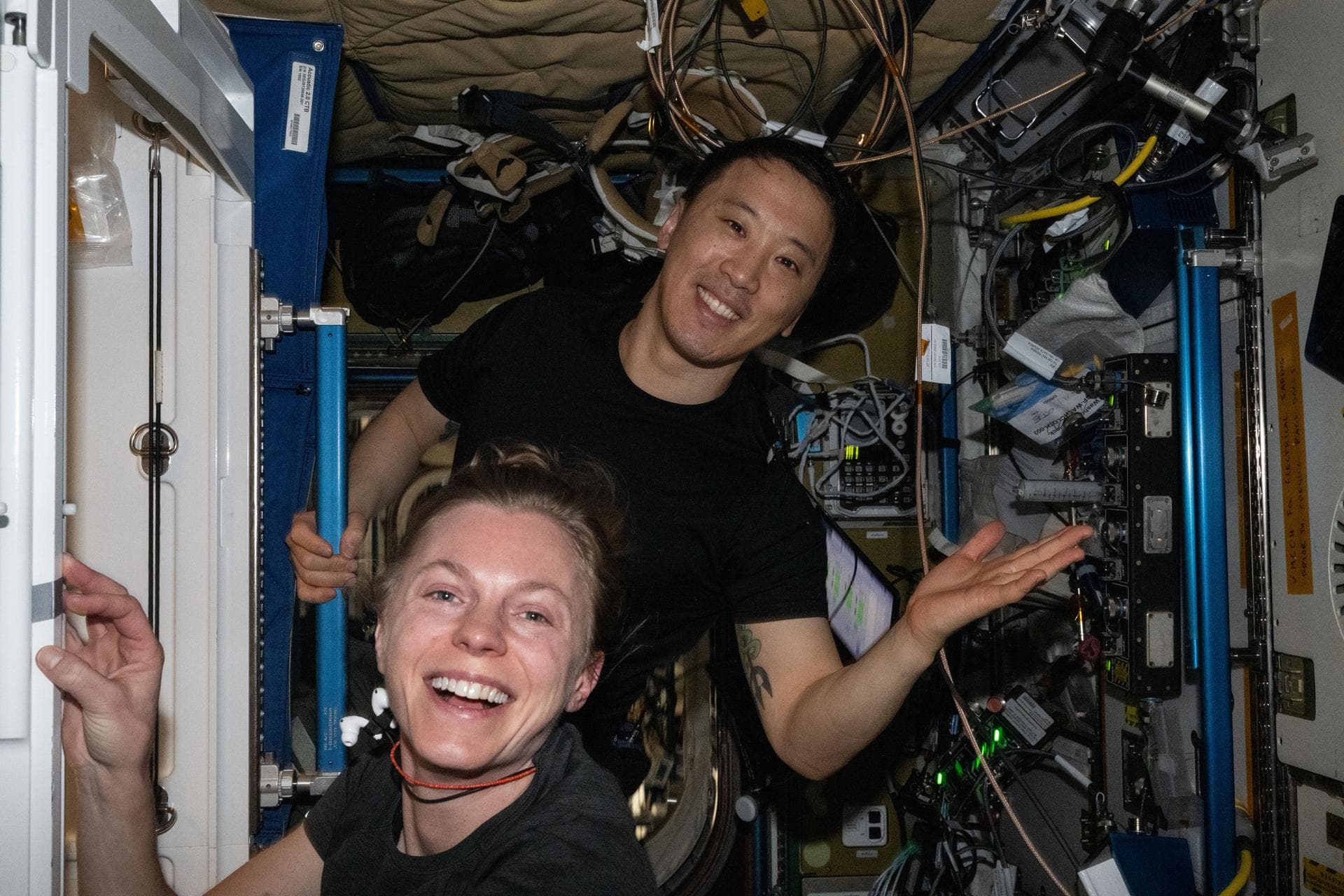 Crew Studies Space Orientation, DNA Data Storage as Dragon Reboosts Station