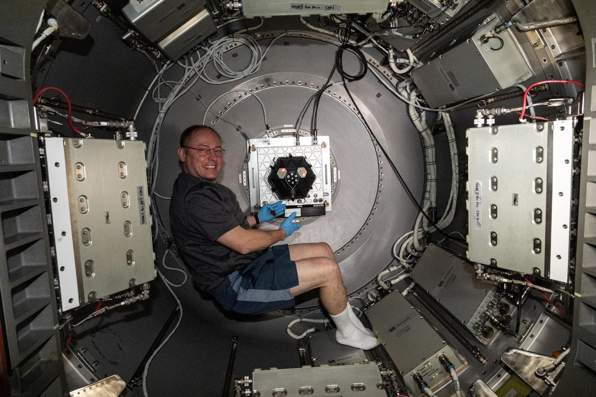 Expedition 74 Advancing Space Health and AI Research on Station