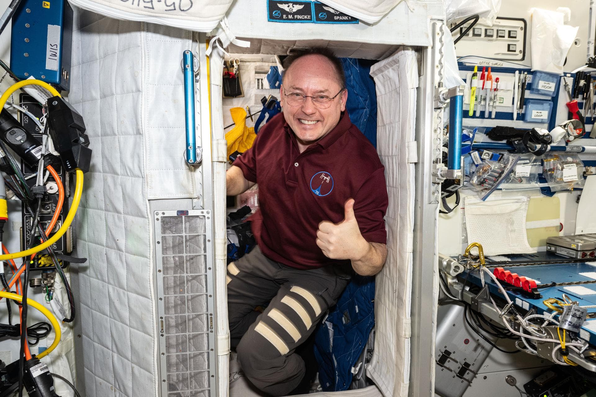 Fincke Hands Over Station Command, Crew Preps for Wednesday Departure