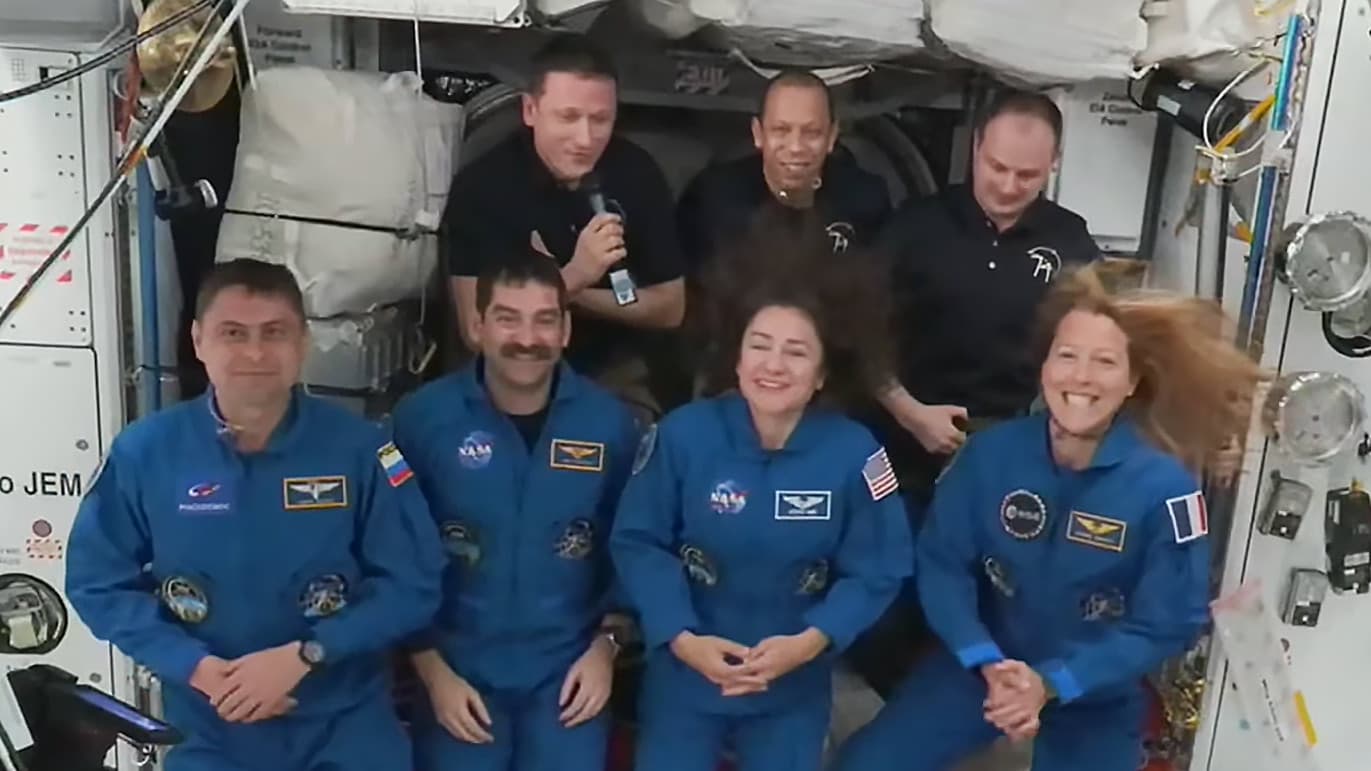 Dragon Hatches Open, Crew-12 Enters Station and Joins Expedition 74