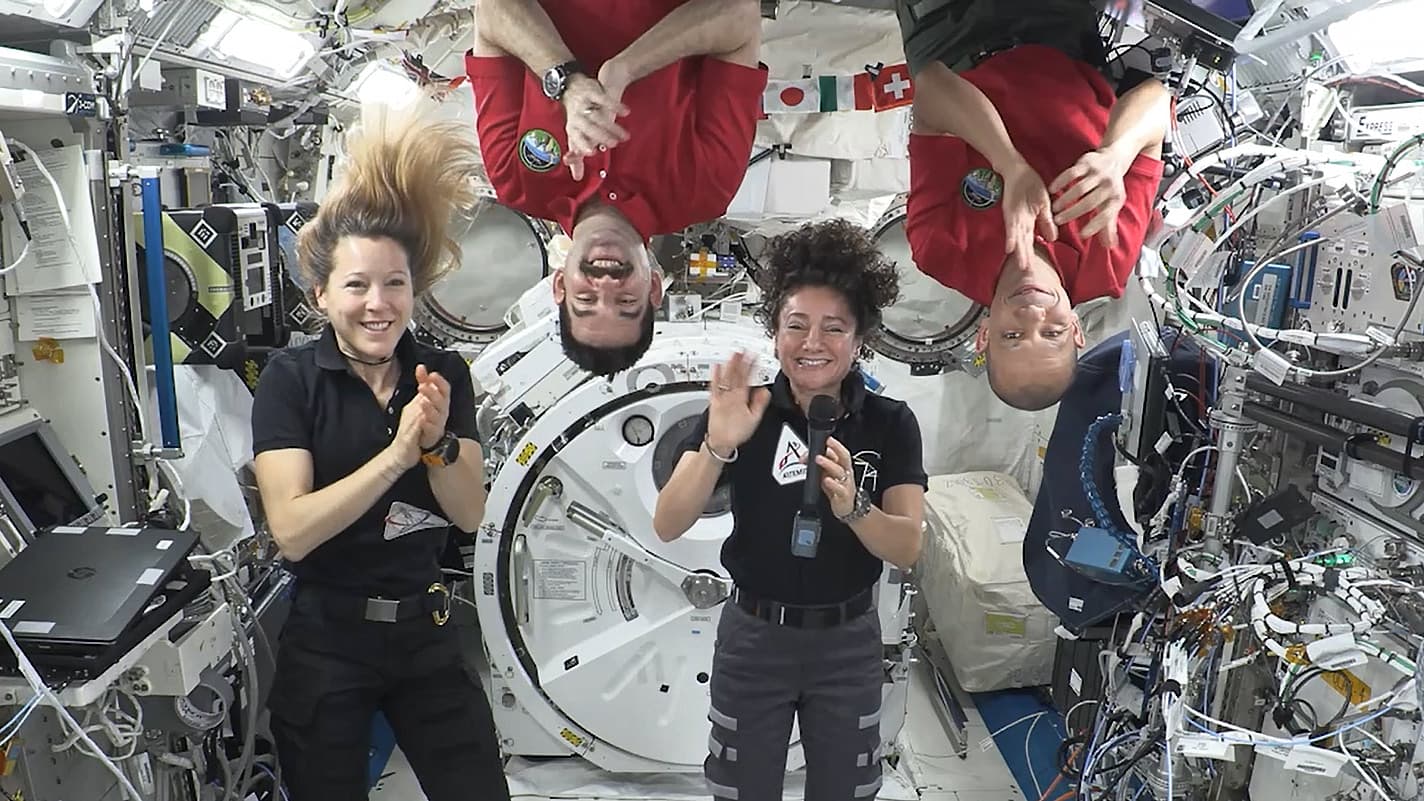 Crew Works Microbiology, Advanced Tech and Congratulates New Artemis III Crew