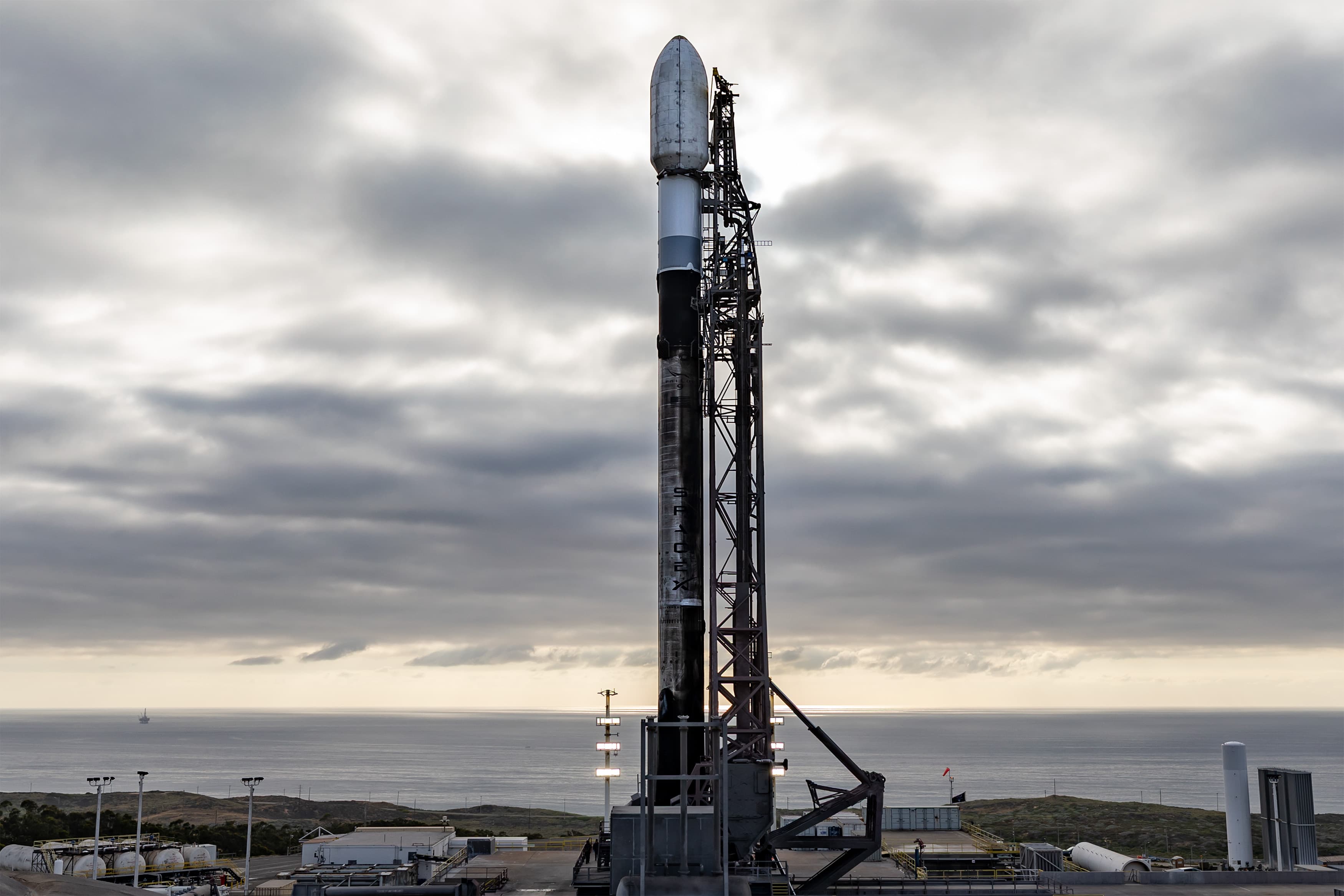 Falcon 9 Block 5 | CAS500-2 & Others — Falcon 9