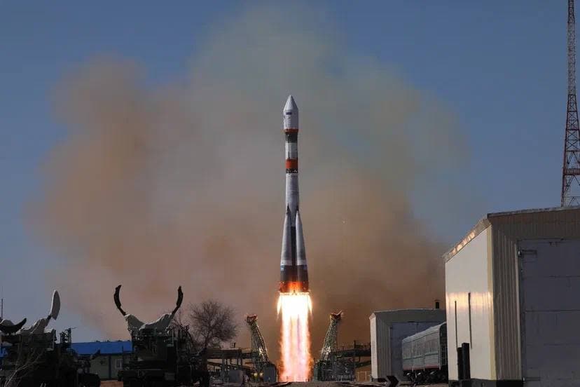 Soyuz 2.1b | Resurs-P No.4 — Soyuz 2.1b