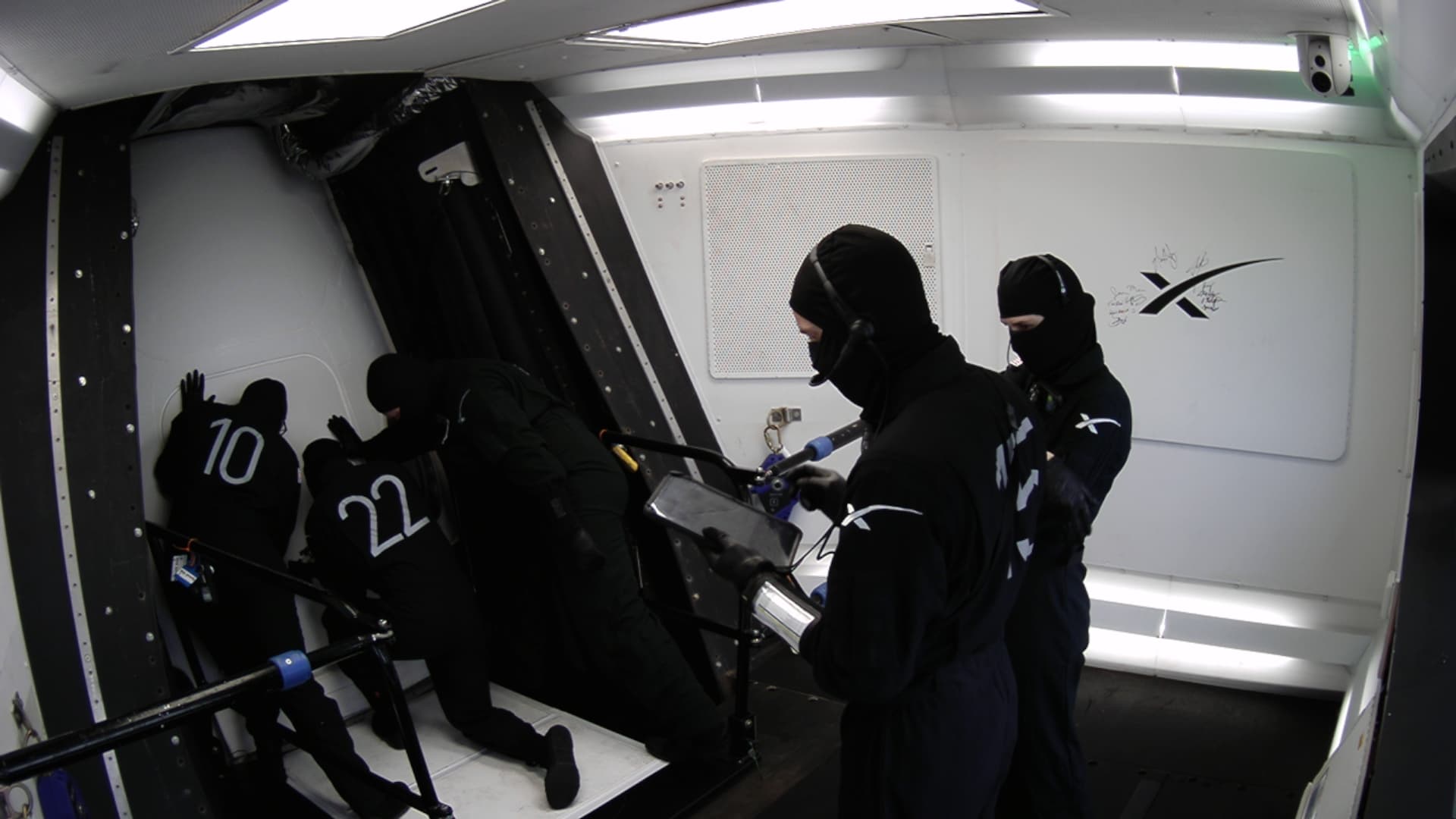Hatch Closed on Crew-13 SpaceX Dragon Spacecraft